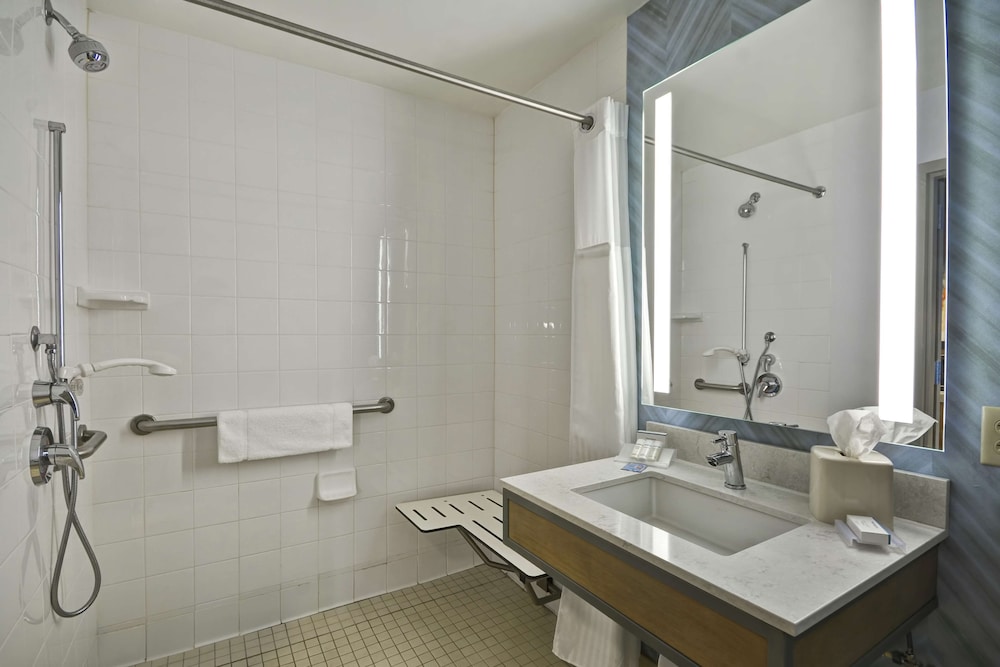 Hilton Garden Inn Panama City - photo 43