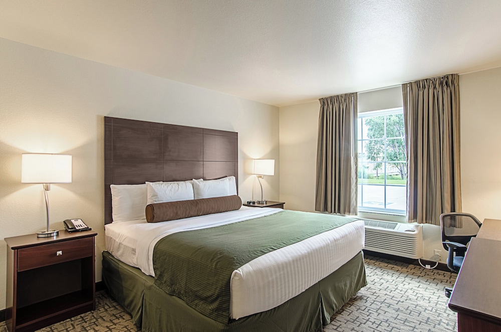 Cobblestone Inn & Suites Guernsey - photo 6