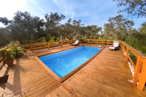 Villa Astrea — 4-Star Luxury Hotel in Andrano, Italy