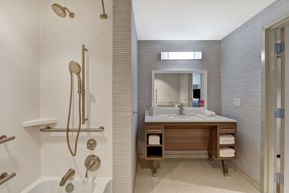 Home2 Suites by Hilton West Palm Beach Airport FL - photo 23
