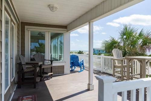Footprints In The Sand by Oak Island Accommodations - photo 16