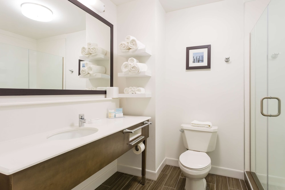 Hampton Inn Havelock - photo 30
