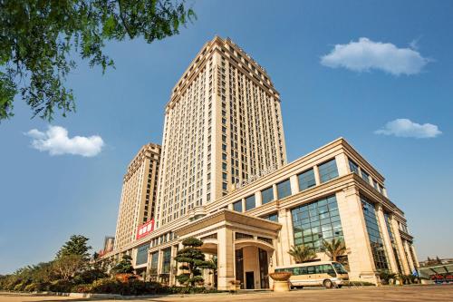 Dragon Dream Hotel in Jiaxing, People's Republic of China