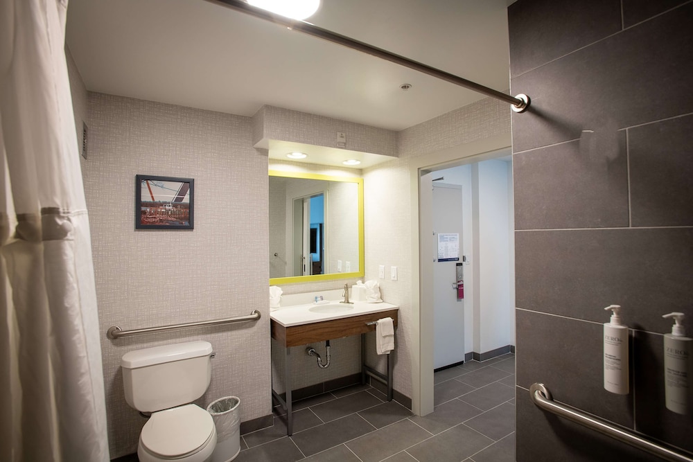 Hampton Inn Seaford - photo 24