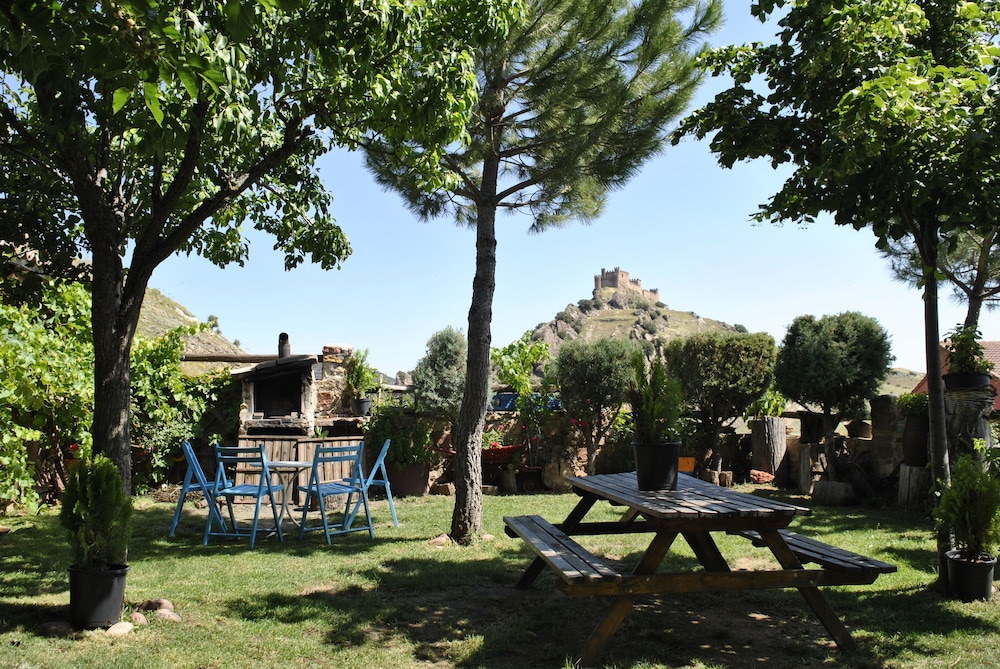 Castillo De La Riba — hotel in Siguenza