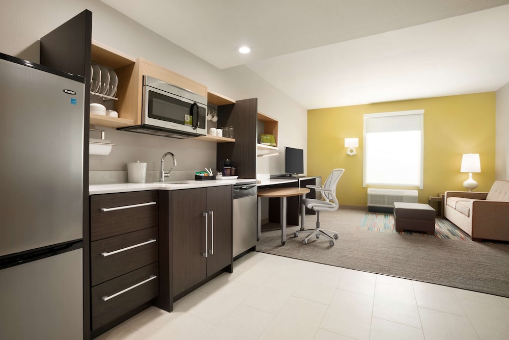 Home2 Suites by Hilton Houston Webster - photo 12