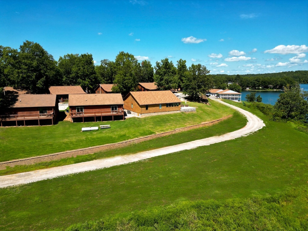 Crown Point Resort - photo 83