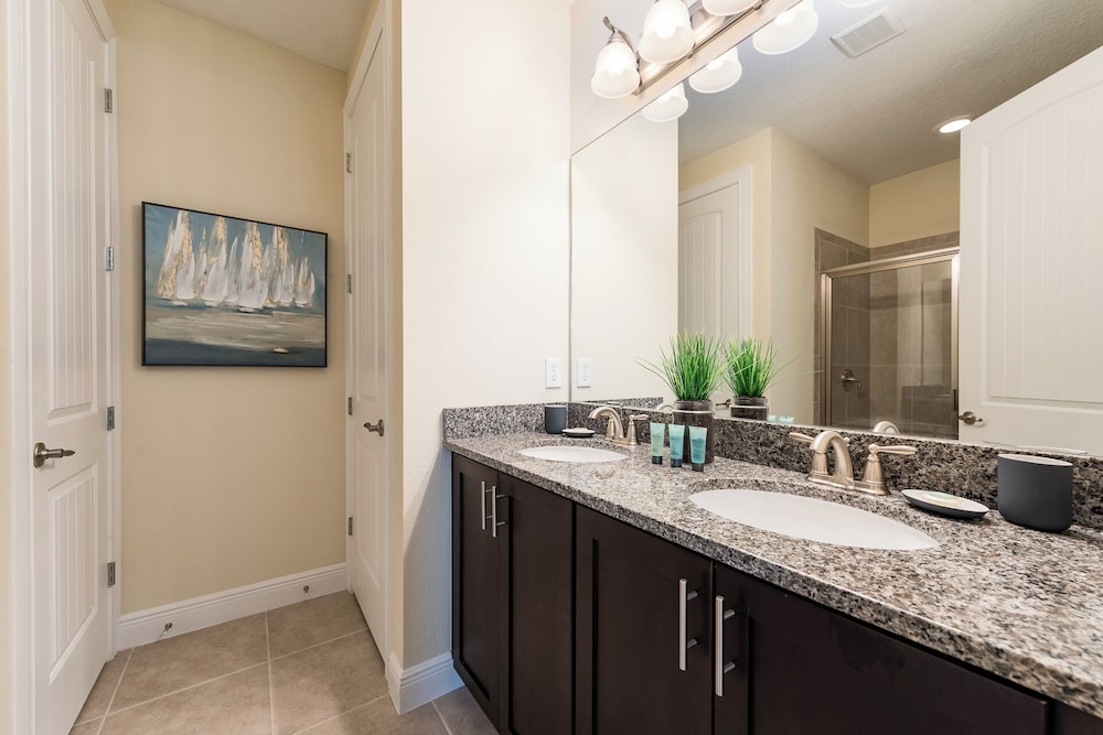 Wonderful 8 Bd w Pool Spa at Encore Resort Close to Disney 461 - photo 15