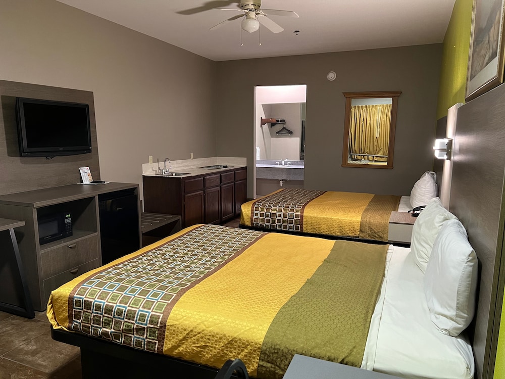 Texas Inn Weslaco - photo 34