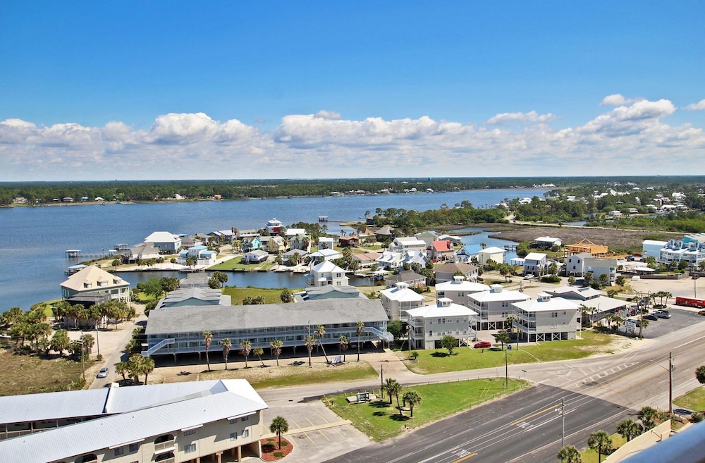 Crystal Shores West 1102 - photo 24