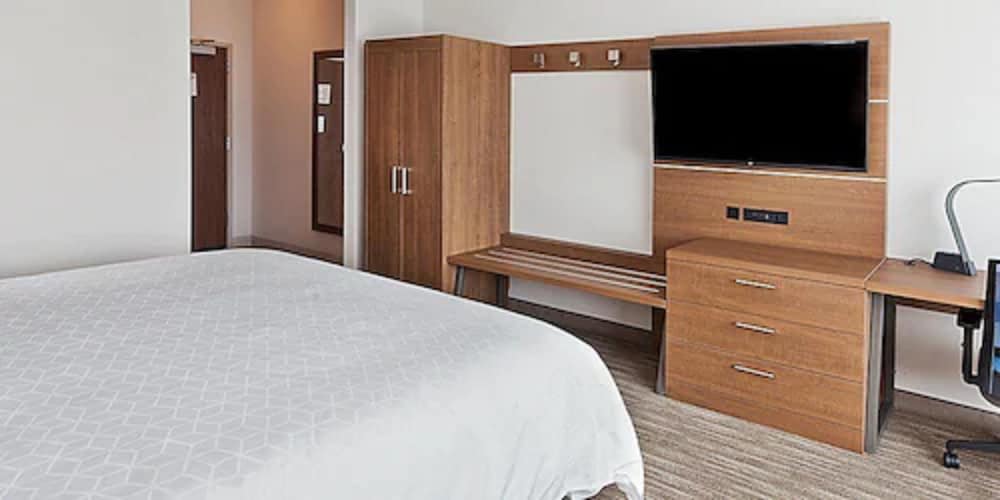Holiday Inn Express & Suites Griffin - photo 13