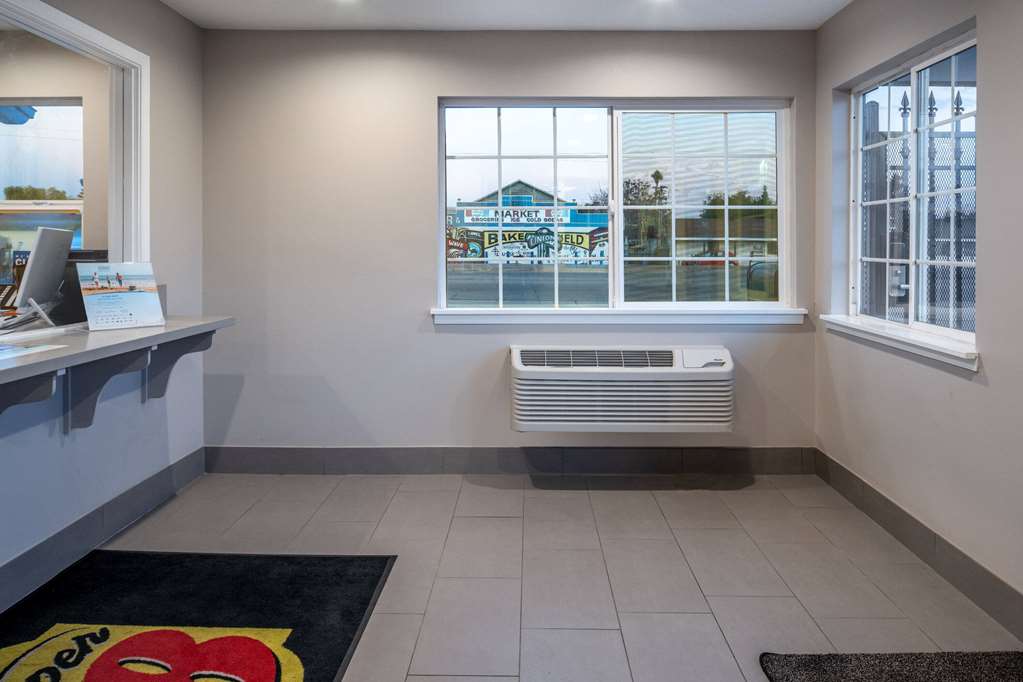 Super 8 by Wyndham Bakersfield CA - photo 7
