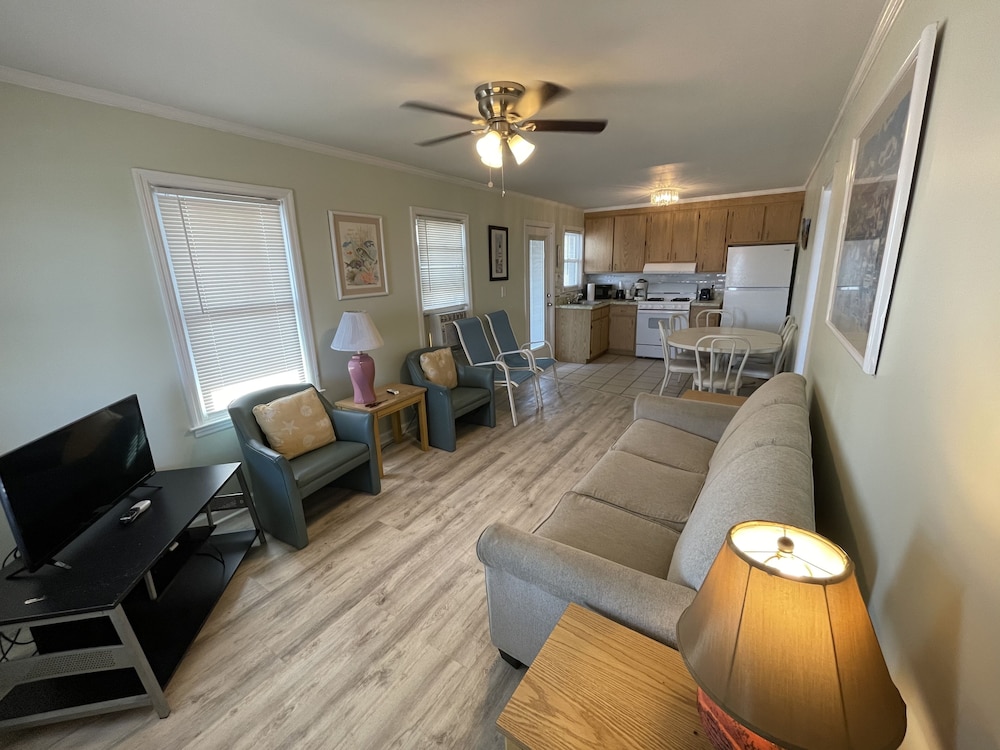 Rio Motel and Suites - photo 22