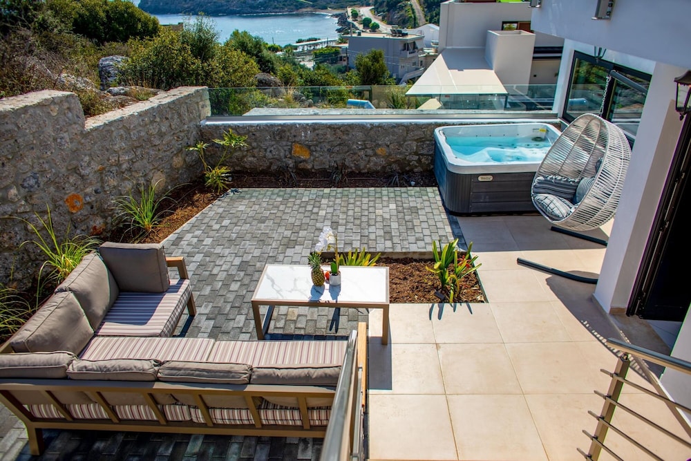 Beach Walk Luxury Suites in Agios Nikolaos, Greece