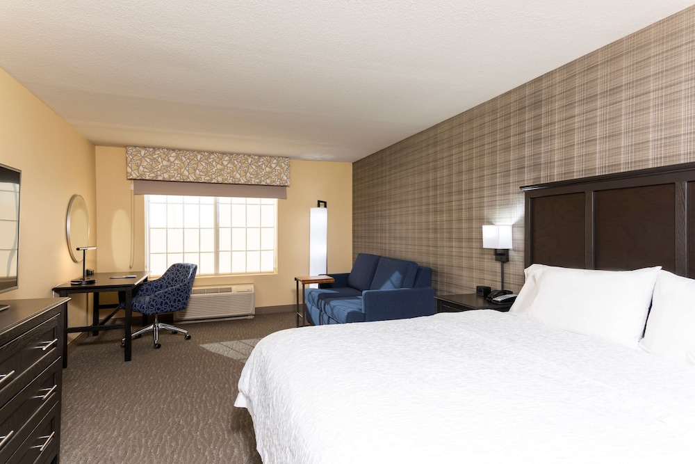 Hampton Inn Holland - photo 13