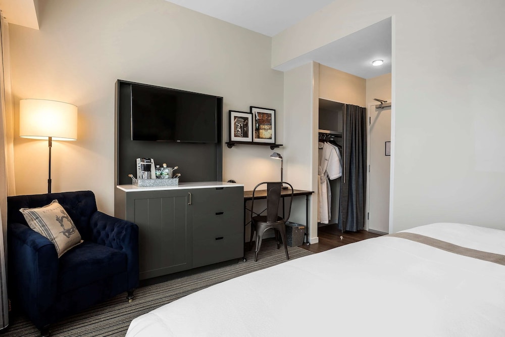 enVision Hotel Boston Everett - photo 7