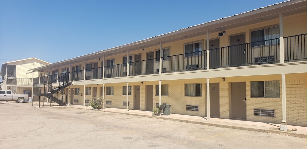 Gold Key Inn - photo 23