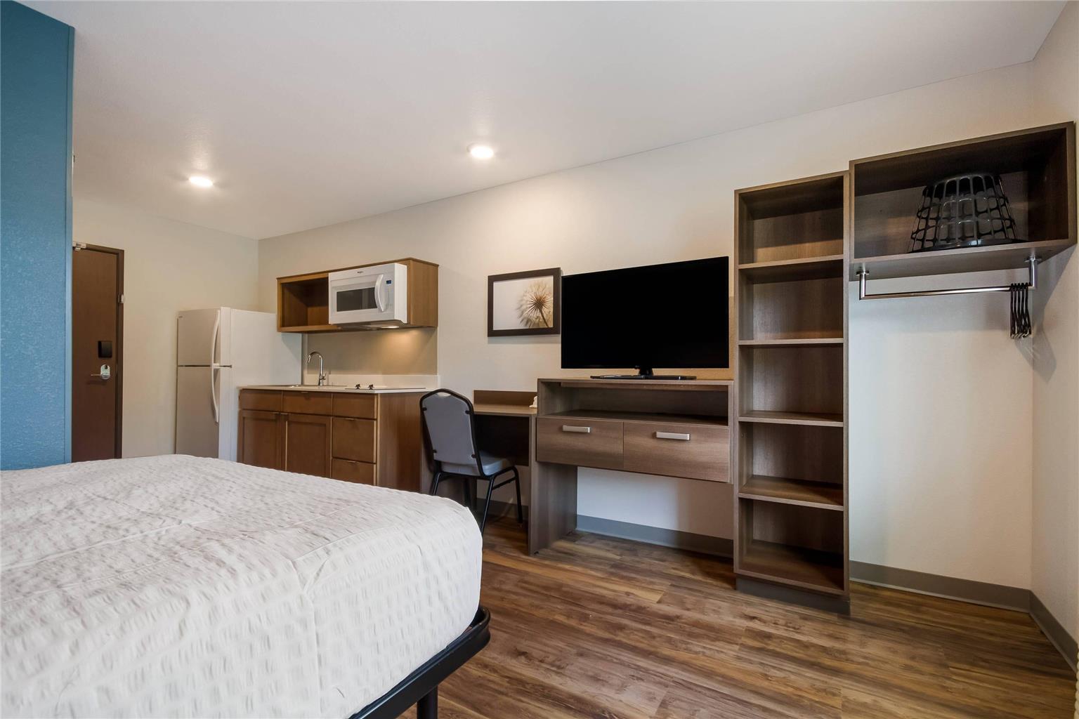 Woodspring Suites Panama City Beach - photo 6