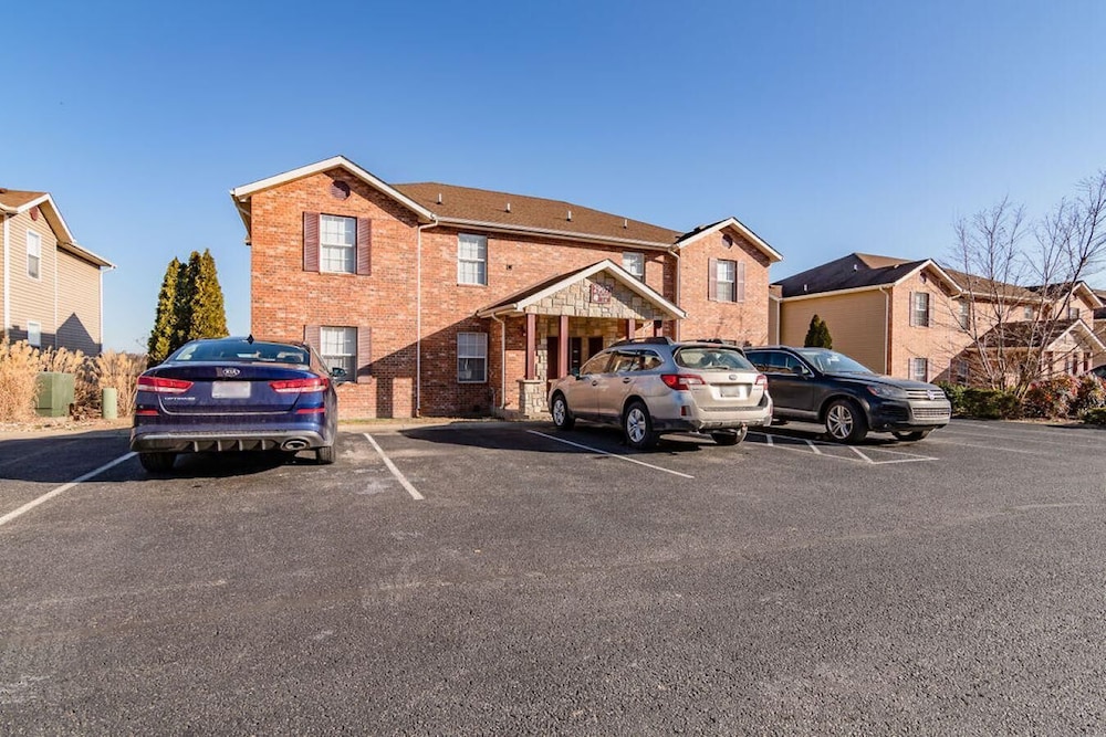 Spruce Valley — 4-Star Luxury Hotel in Branson, United States