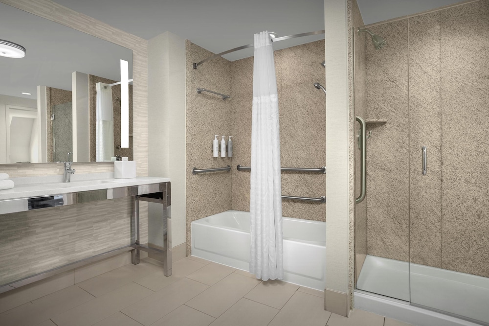 Hilton Garden Inn Portsmouth Downtown - photo 22