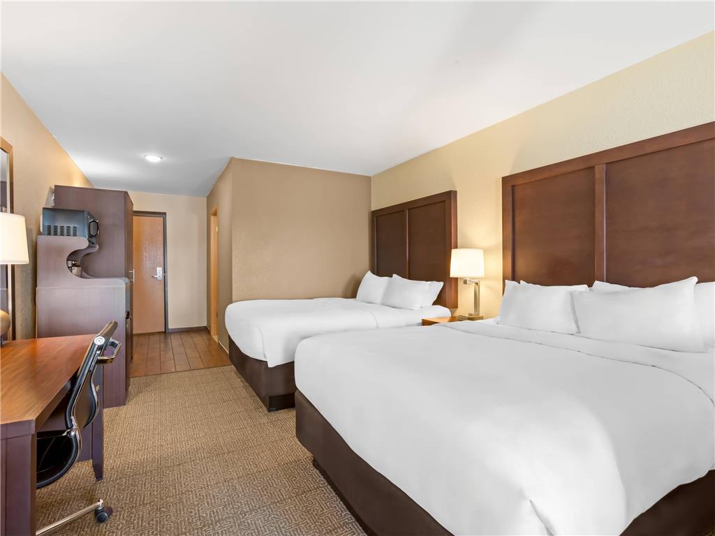 Comfort Inn & Suites Munising Lakefront - photo 41