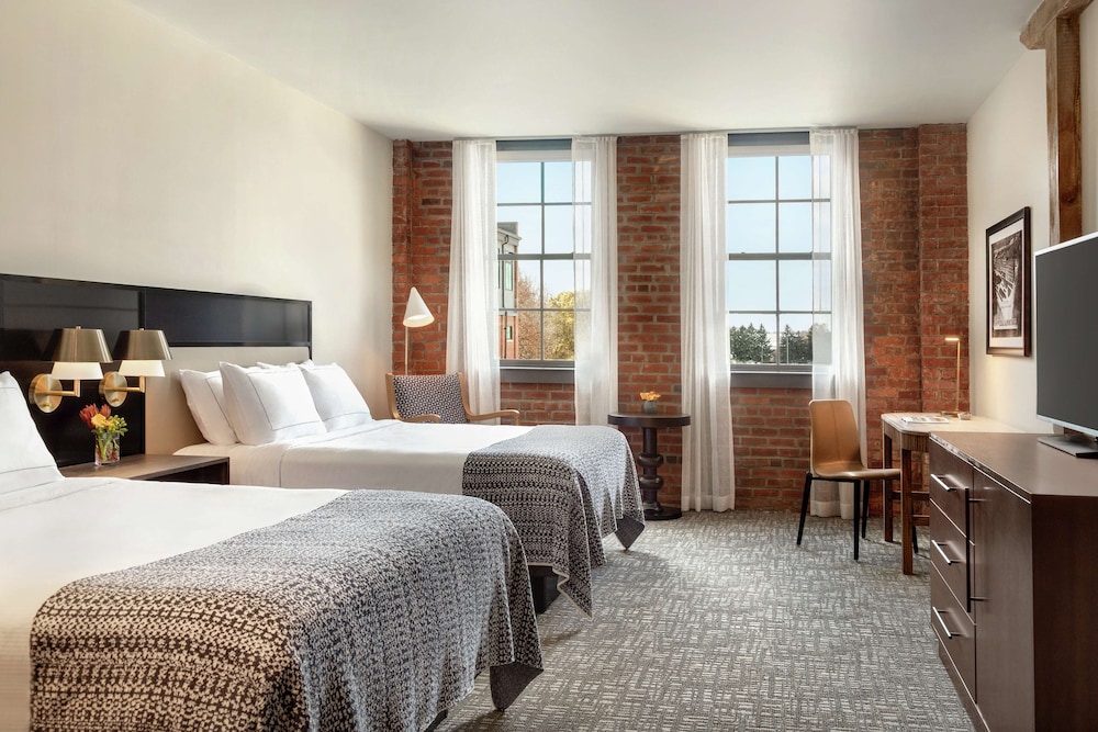 The Wilbur Lititz Tapestry Collection by Hilton - photo 21