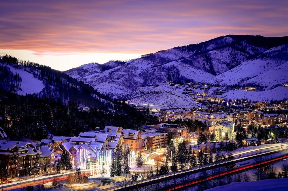 Vail Village King Hotel Room - photo 9