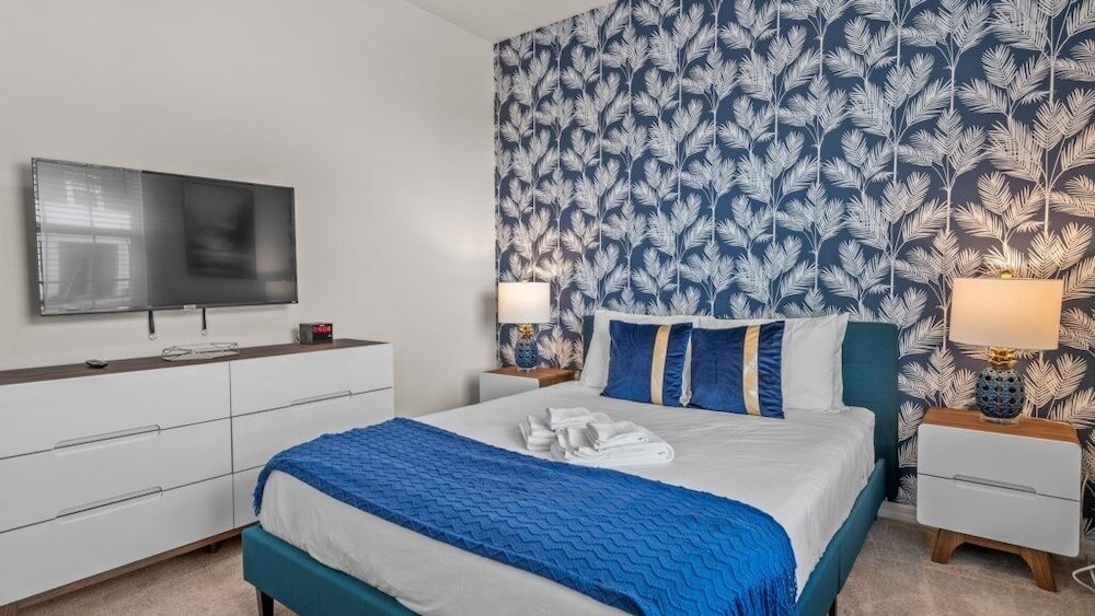 Fun For The Whole Family Townhome At Solterra Resort 5 Bedroom Townhouse by Redawning - photo 5