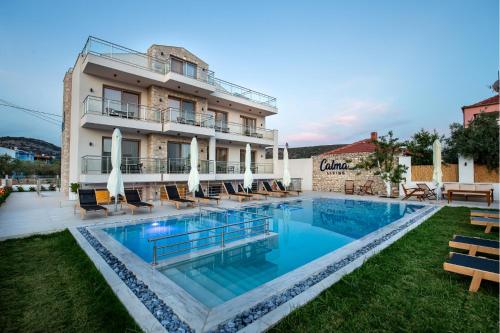 Calma Living — Unknown City — photo 3