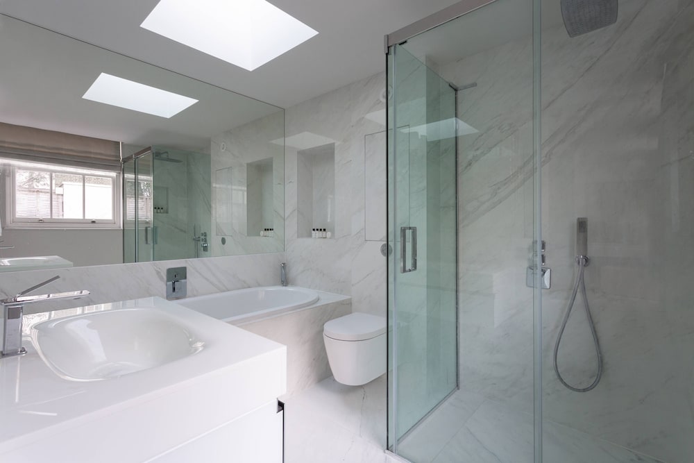 Eaton Mews South by Onefinestay — 4-Star Luxury Hotel in London, United Kingdom