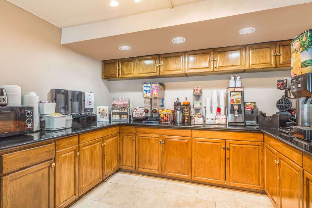 Super 8 By Wyndham Metairie - photo 27