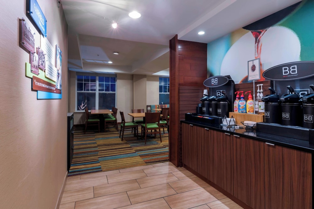 Fairfield Inn Kansas City Downtown Union Hill by Marriott - photo 20