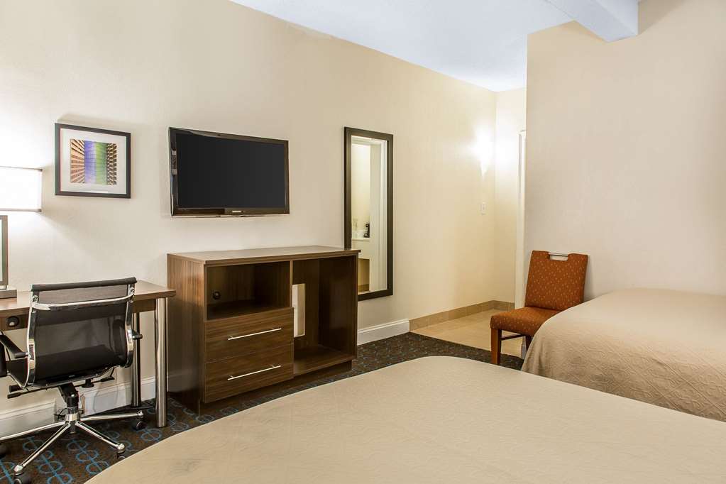 Quality Inn & Suites Middletown Newport - photo 17