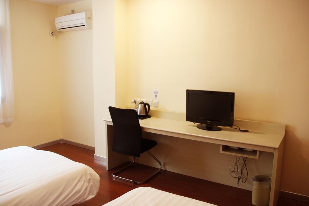 Huaya Hotel — hotel in Guangrao