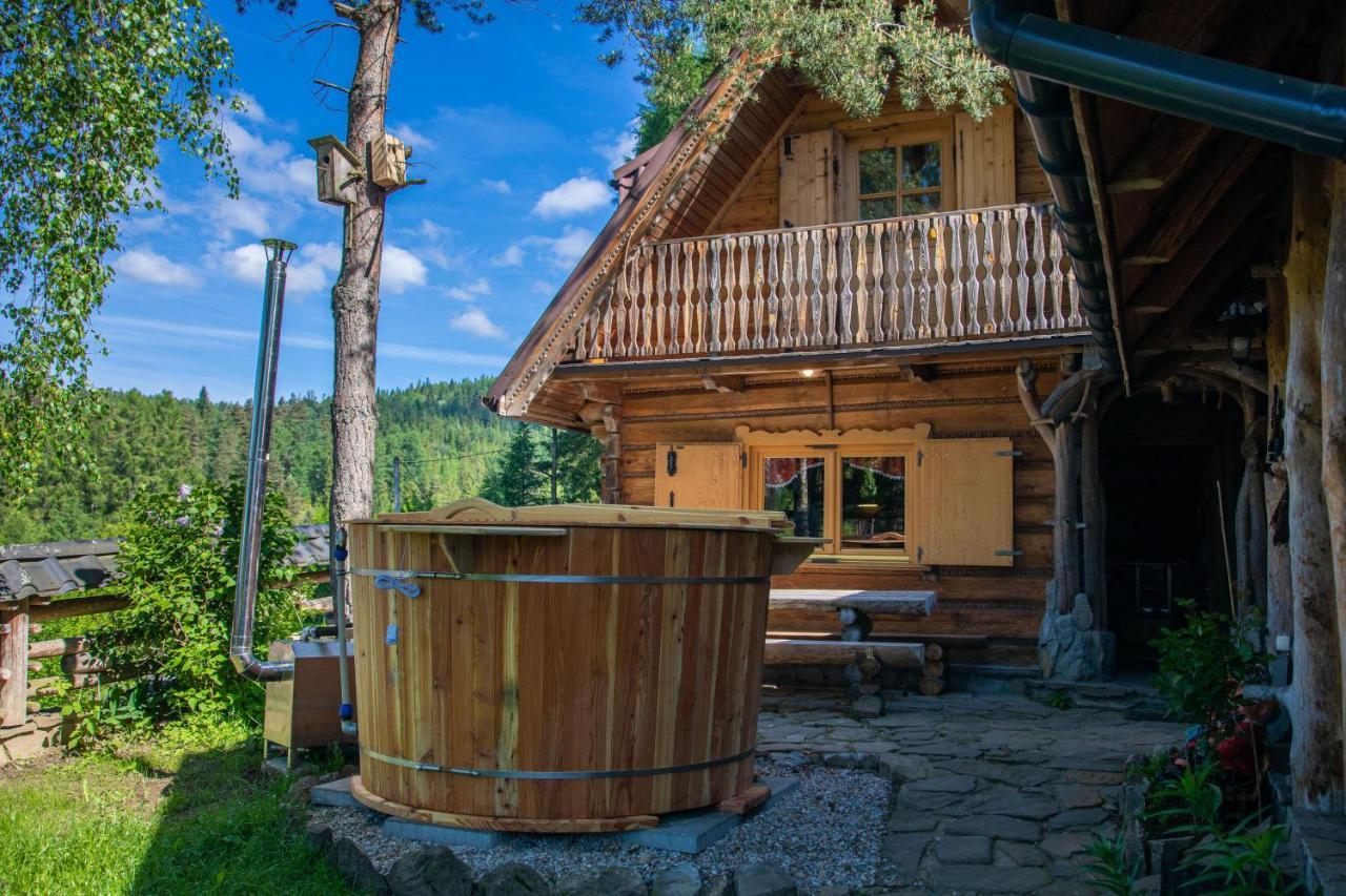 Bacowka W Gorach Kolasowka in Nowy Targ, Poland