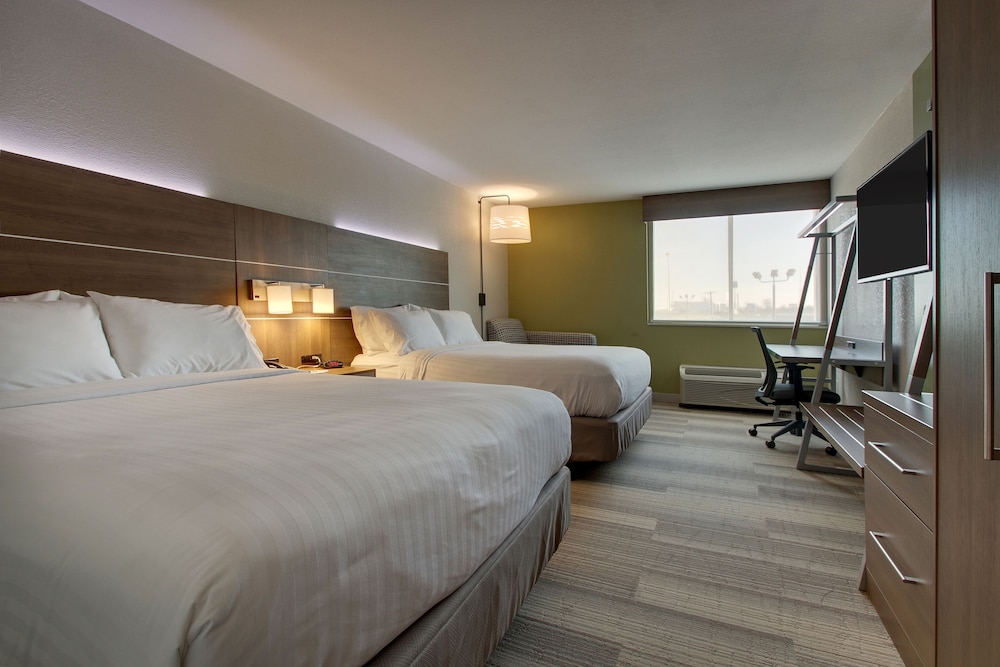 Holiday Inn Express & Suites Wapakoneta by IHG - photo 28
