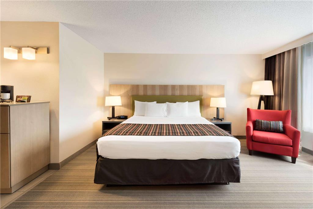 Country Inn & Suites by Radisson Chippewa Falls WI - photo 6
