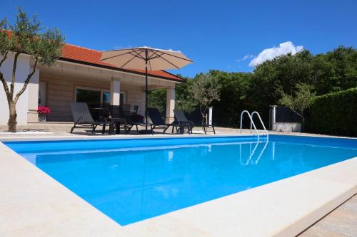 Villa Antonija — 4-Star Luxury Hotel in Ljubuski, Bosnia and Herzegovina