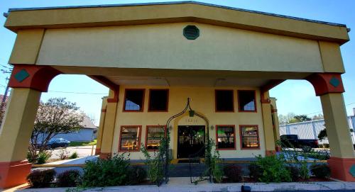 Thomasville Inn - photo 9