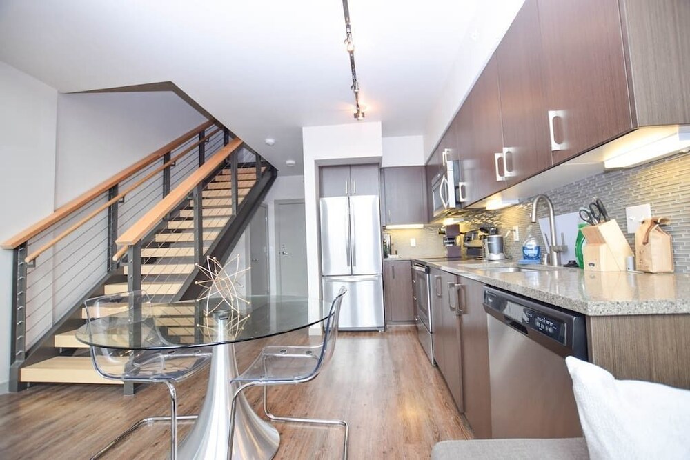 Capitol Hill Suites by Luxe Hubs - photo 28