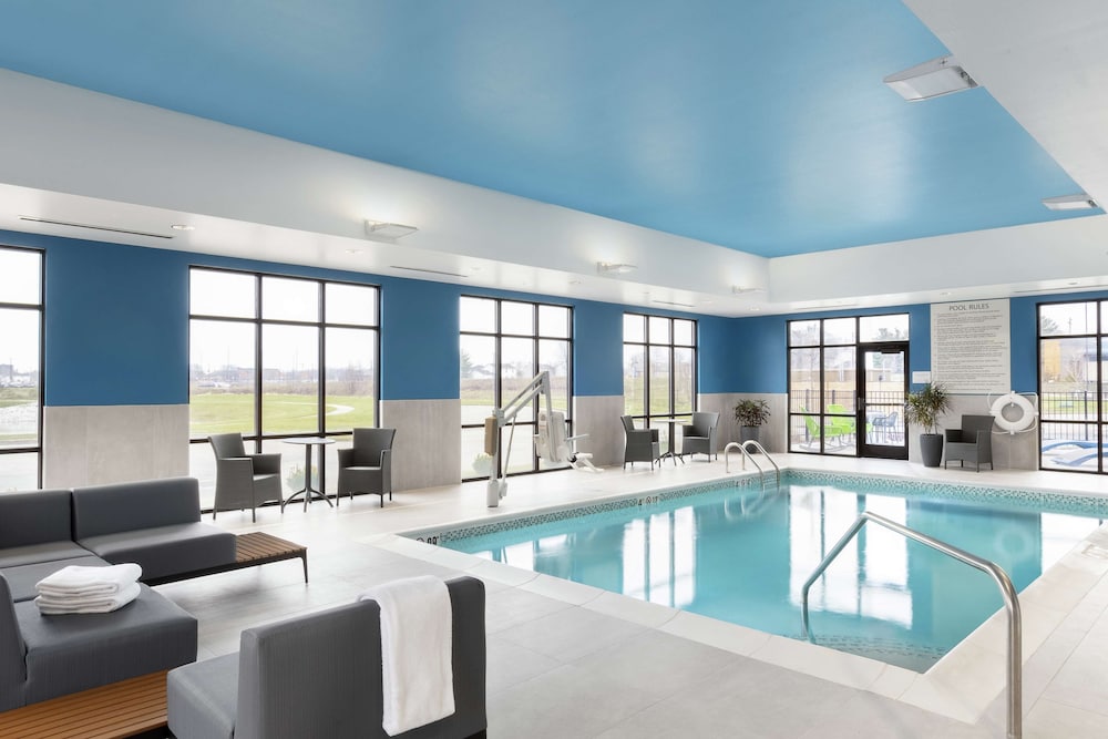 Hampton Inn O'Fallon - photo 19
