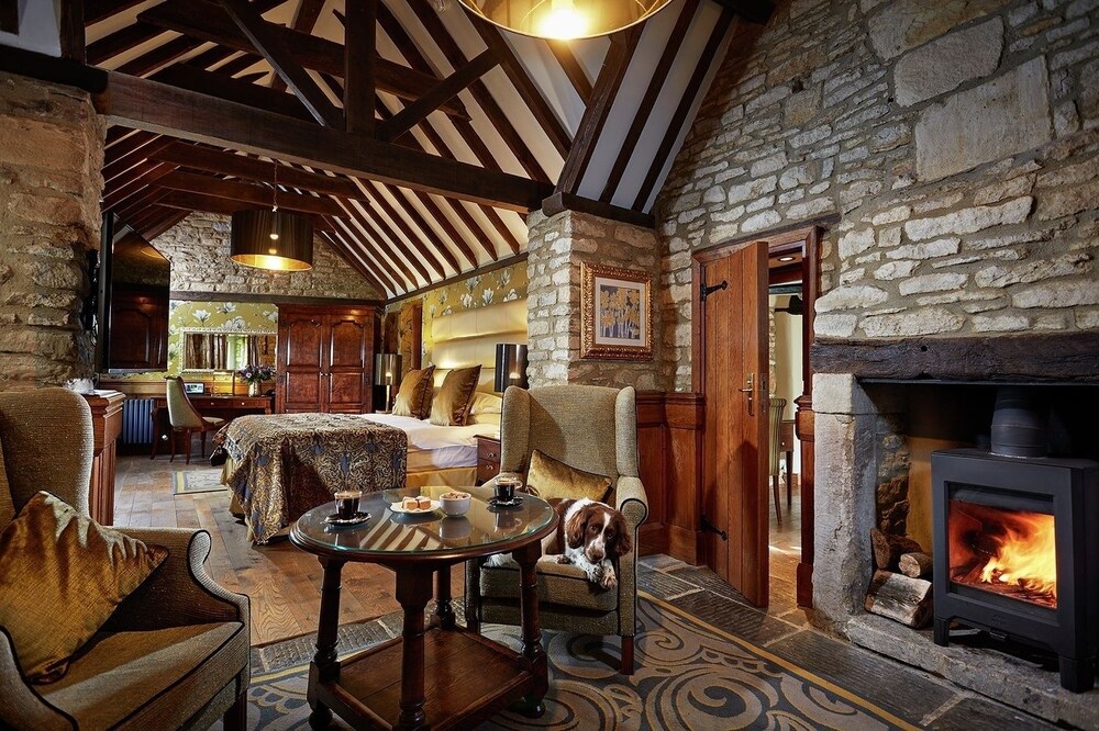 The Manor House Hotel and Golf Club — 5-Star Luxury Hotel in Chippenham, United Kingdom