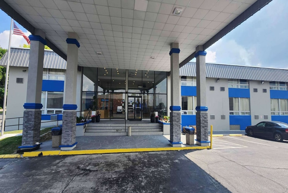 Days Inn by Wyndham Fort Wright Cincinnati Area - photo 50