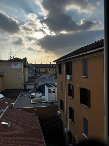 Industrial Design Luxury Studio in NoLo District — 4-Star Luxury Hotel in Milan, Italy