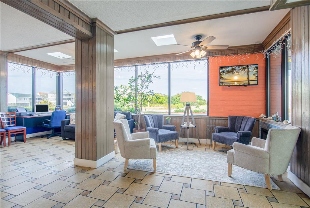 Travelodge by Wyndham Outer Banks Kill Devil Hills - photo 10