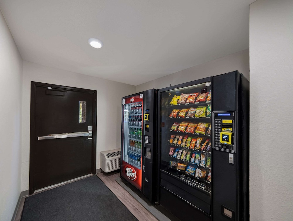 WoodSpring Suites Fort Worth Trophy Club - photo 28