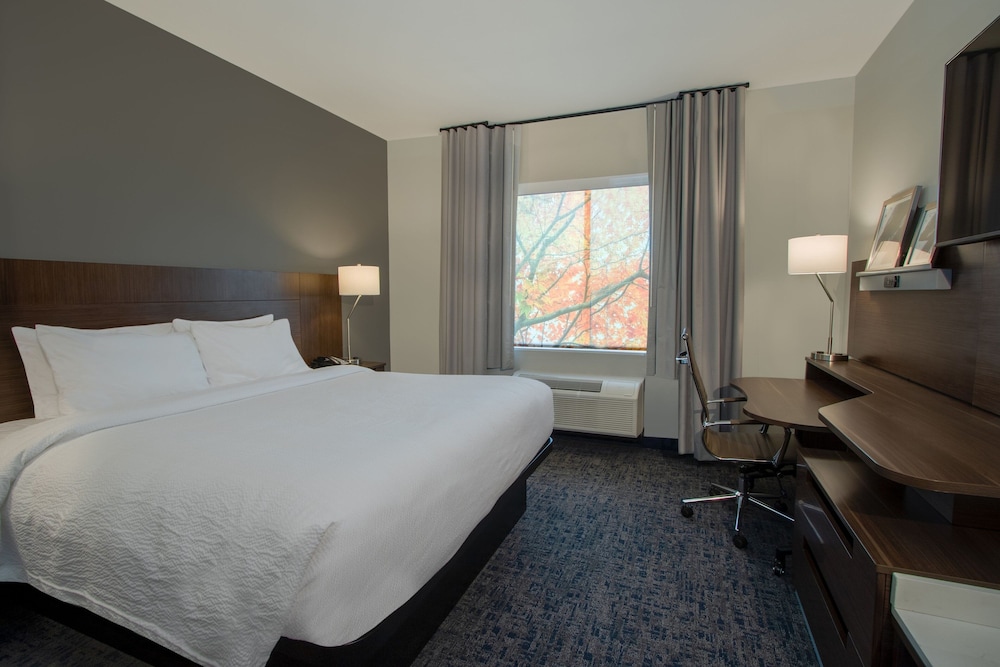 Fairfield Inn & Suites by Marriott Houston Katy - photo 17