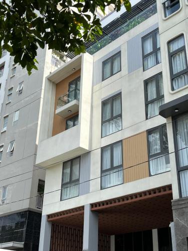 HongHome The Nami Building — 4-Star Luxury Hotel in Ho Chi Minh City, Vietnam