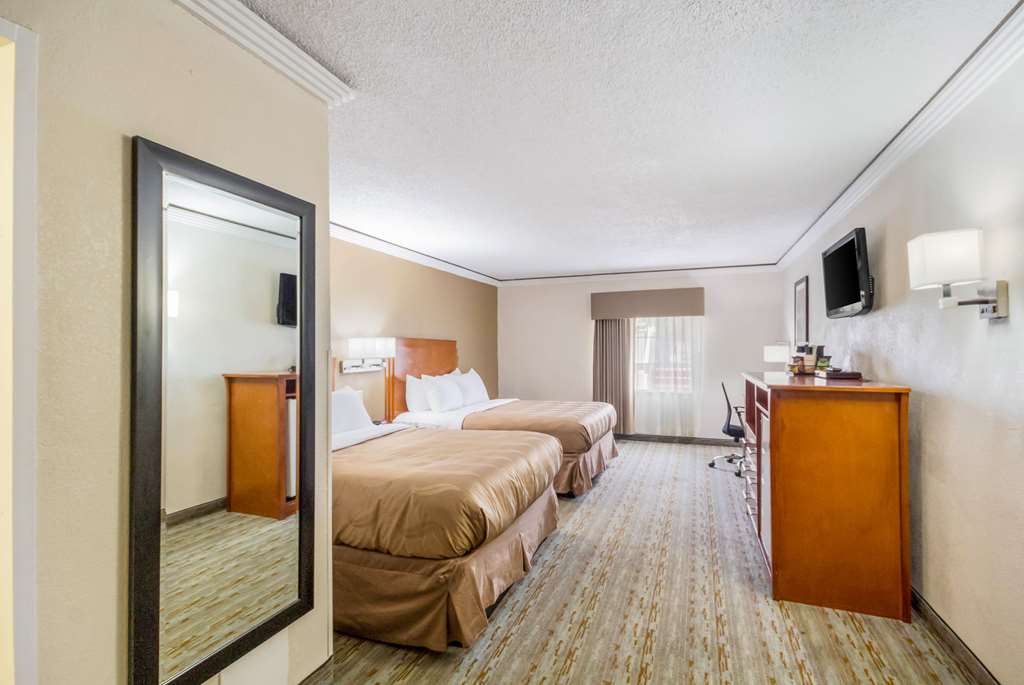 Quality Inn & Suites Kansas City Independence I 70 East - photo 12