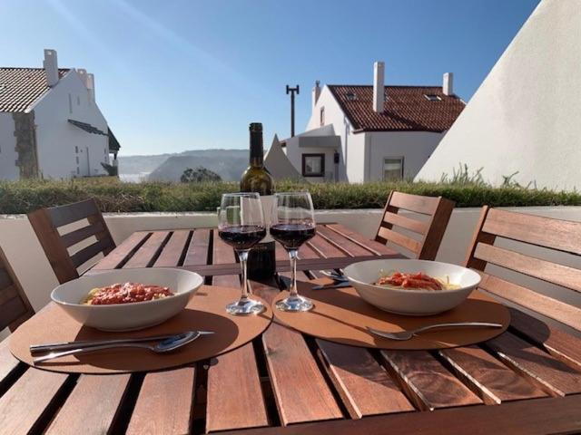 Casa S & S — 4-Star Luxury Hotel in Sao Martinho Do Porto, Portugal
